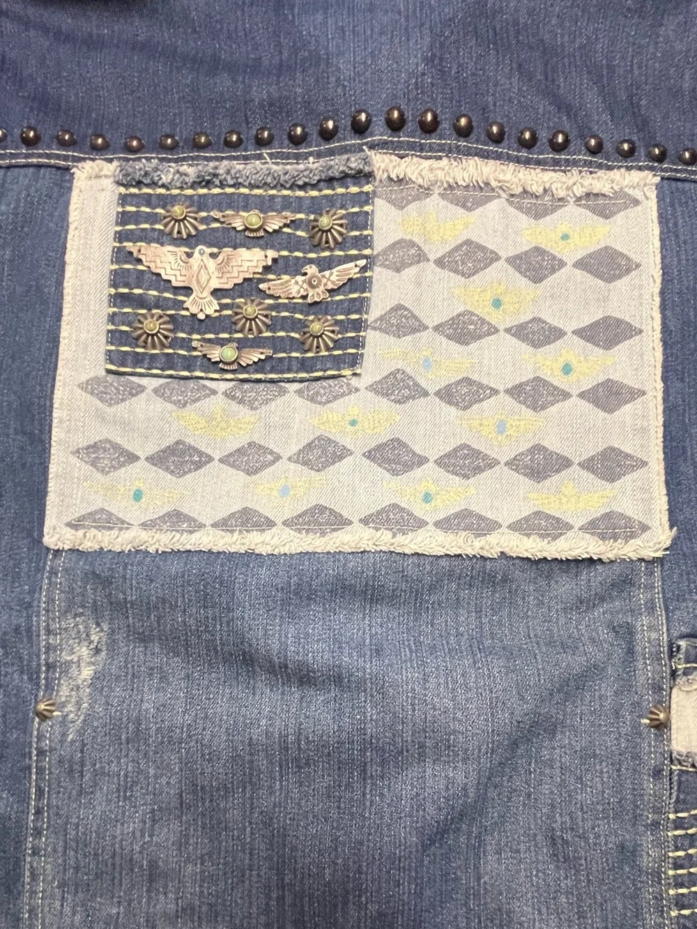 NWT Double D Ranch denim jacket with studs, turquoise charms, and patches, XL - Picture 12 of 12